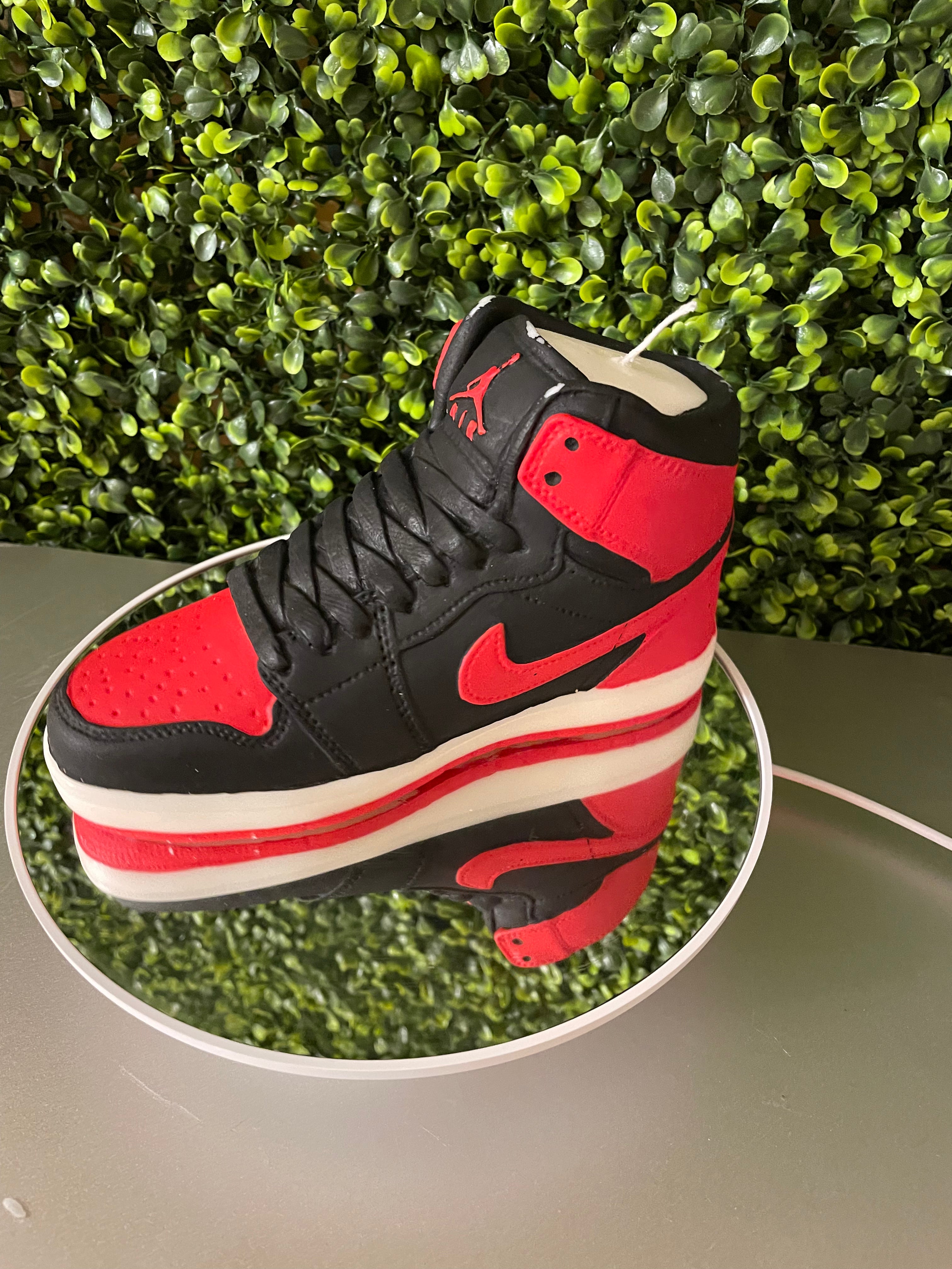 Sneaker Candle-Bred 1